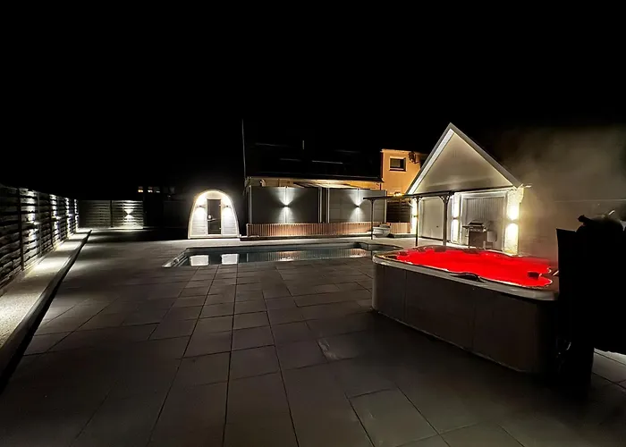 Neuboerger Wellness 度假居 *